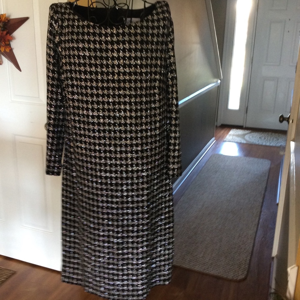 Beautiful party dress with silver sparkles
